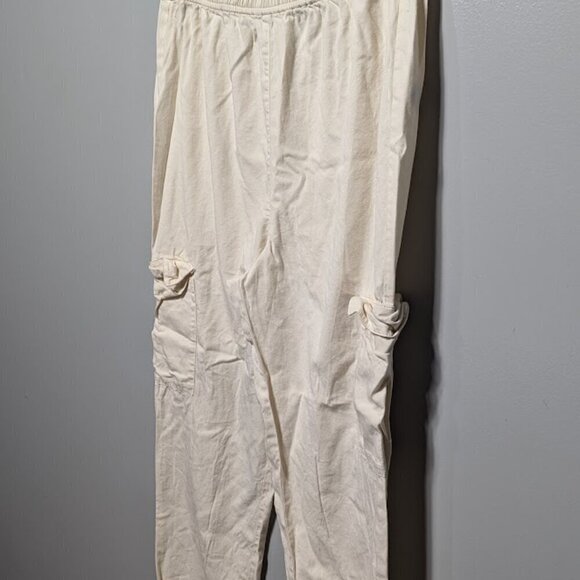 High-Waisted Stretch Tech Cargo Jogger Pants  Cream Color Size Medium - Picture 3 of 6